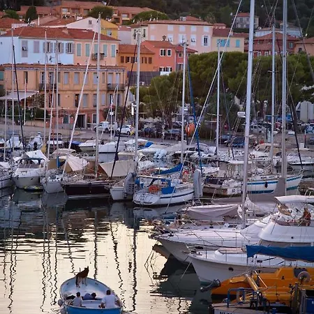 Hotel La Voile D'or 5*